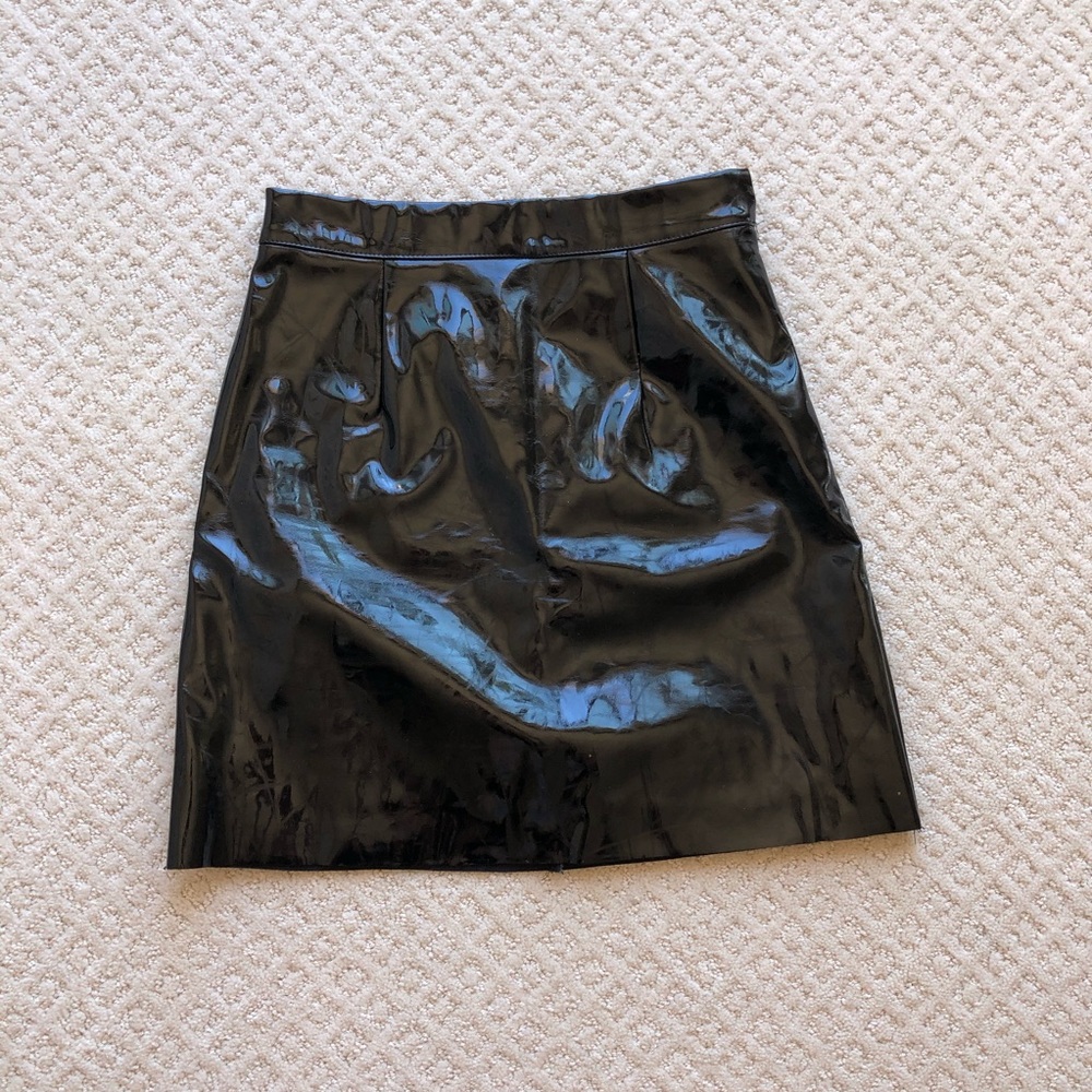 🥳 SOLD🥳 MISSGUIDED SKIRT